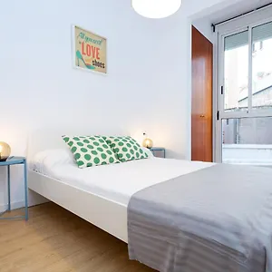 Higuests - Sagrada Familia Apartment Barcelona